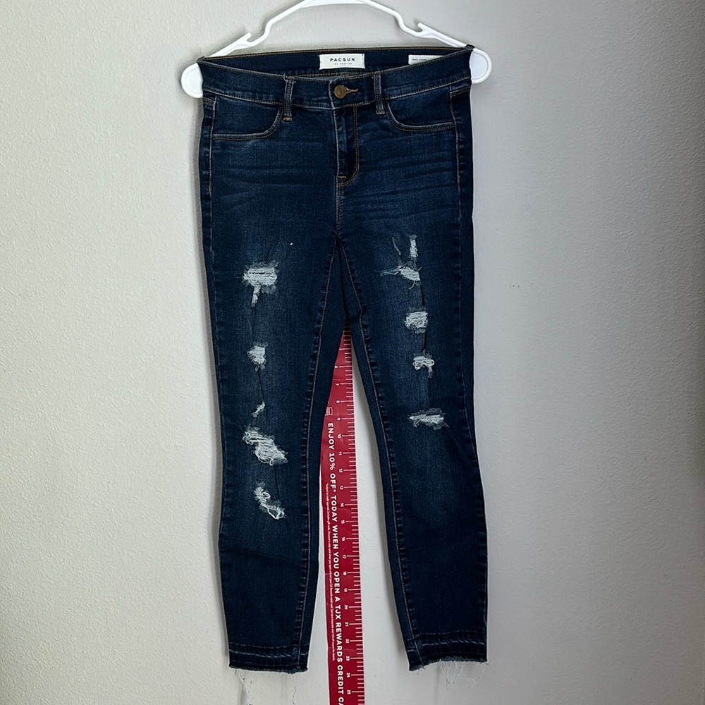 Pacsun. Ankle jeggings. Size 25.
